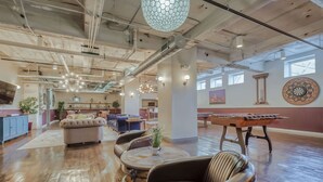 Game room - Skyline View 3BR Loft | Pool + Valet Parking (Dallas)