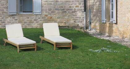 Maison Dans le Parc D'un D'un Château : Lacs, Balades, Tourisme