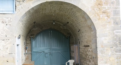 Maison Dans le Parc D'un D'un Château : Lacs, Balades, Tourisme