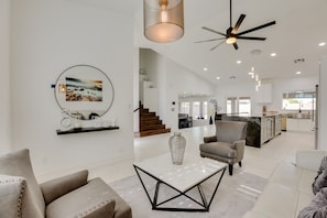 TV - 7 Mi to State Farm Stadium: Family Home w/ Pool (Glendale)