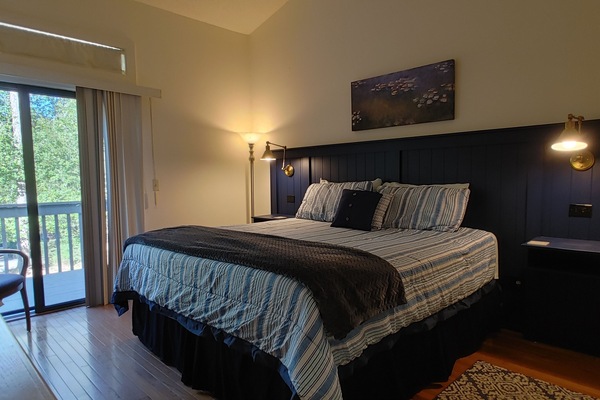 4 bedrooms, desk, free WiFi, bed sheets