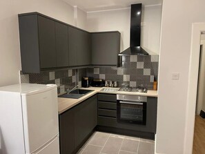 Apartment | Private kitchen - Stunning Newly Furnished Ground Floor Apartment (Glasgow)