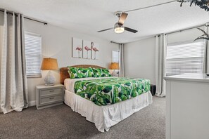 2 slaapkamers, een strijkplank/strijkijzer, gratis wifi, beddengoed