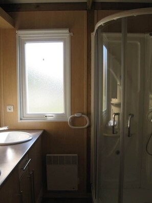 Bathroom - Chalet 6 people (MONTREAL)