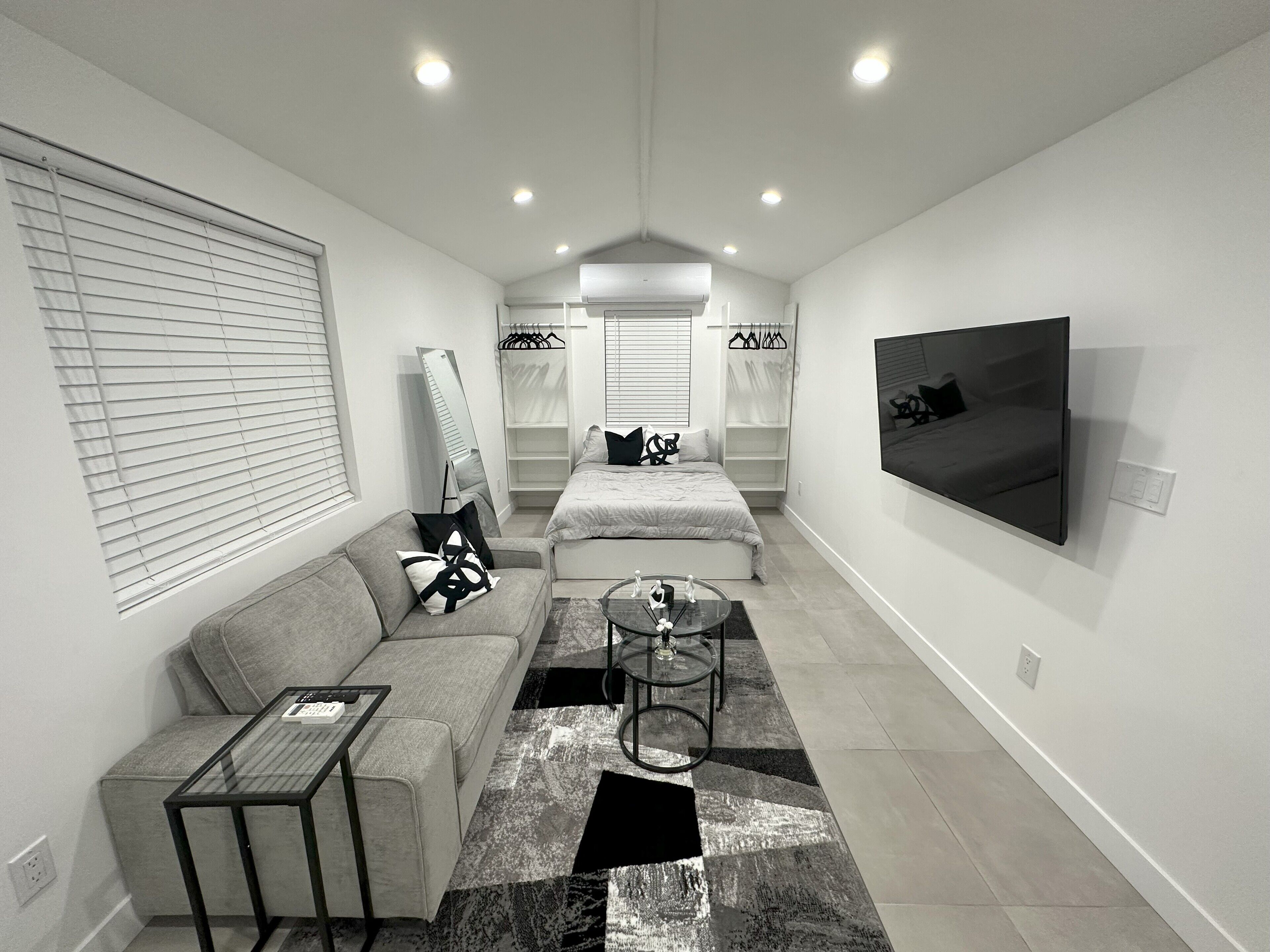 Modern Burbank/Hollywood Studio