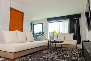 Lägenhet Superior - tillgänglighetsanpassat - privat badrum (Appartement Madrid) | Lounge | 2 barer/lounger