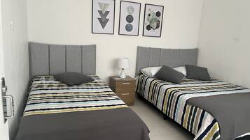 4 bedrooms, iron/ironing board, free WiFi, bed sheets