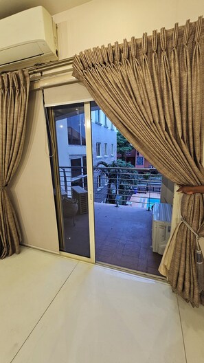 Interior - Luxury 3 bed apartment on Gerrard road in Ikoyi, Lagos. (Lagos)
