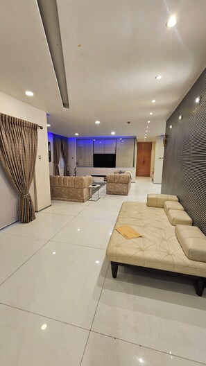 Interior - Luxury 3 bed apartment on Gerrard road in Ikoyi, Lagos. (Lagos)