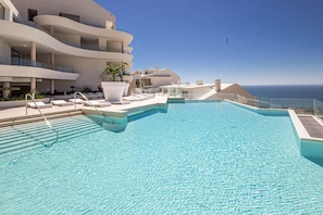 Pool - STUPA HILLS 2bed with sea view , spa , indoor pool (Benalmádena)
