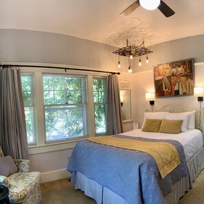 Blackout drapes, iron/ironing board, free WiFi -  Bayberry Inn and Retreat (Ashland)