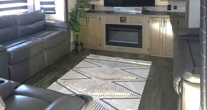 SO "Time to Wander" Pet Friendly Beach Retreat
