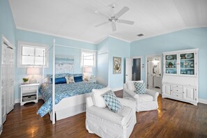 4 slaapkamers, een kluis op de kamer, gratis wifi, beddengoed