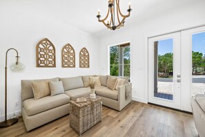 TV - Kiva Dreamin' house at Kiva Dunes (Gulf Shores)