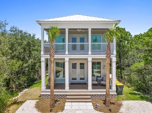Exterior detail - Kiva Dreamin' house at Kiva Dunes (Gulf Shores)