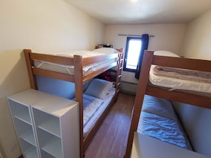 1 bedroom