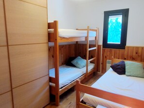 1 bedroom - Ski-In/Ski-Out Apt: South-East Balcony, Sleeps 5, Close to ESF School & Shops, No Pets (Les Adrets-Prapoutel)