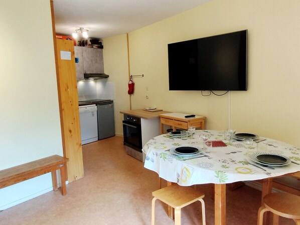 تناول الطعام