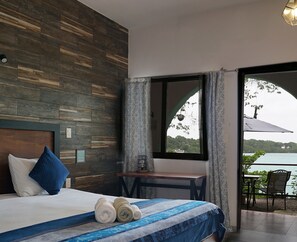 Panorama kamer, 1 kingsize bed, uitzicht op lagune | Gratis wifi