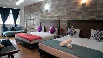 Habitación Grand, varias camas, vista a la laguna | 1 habitación y wifi gratis