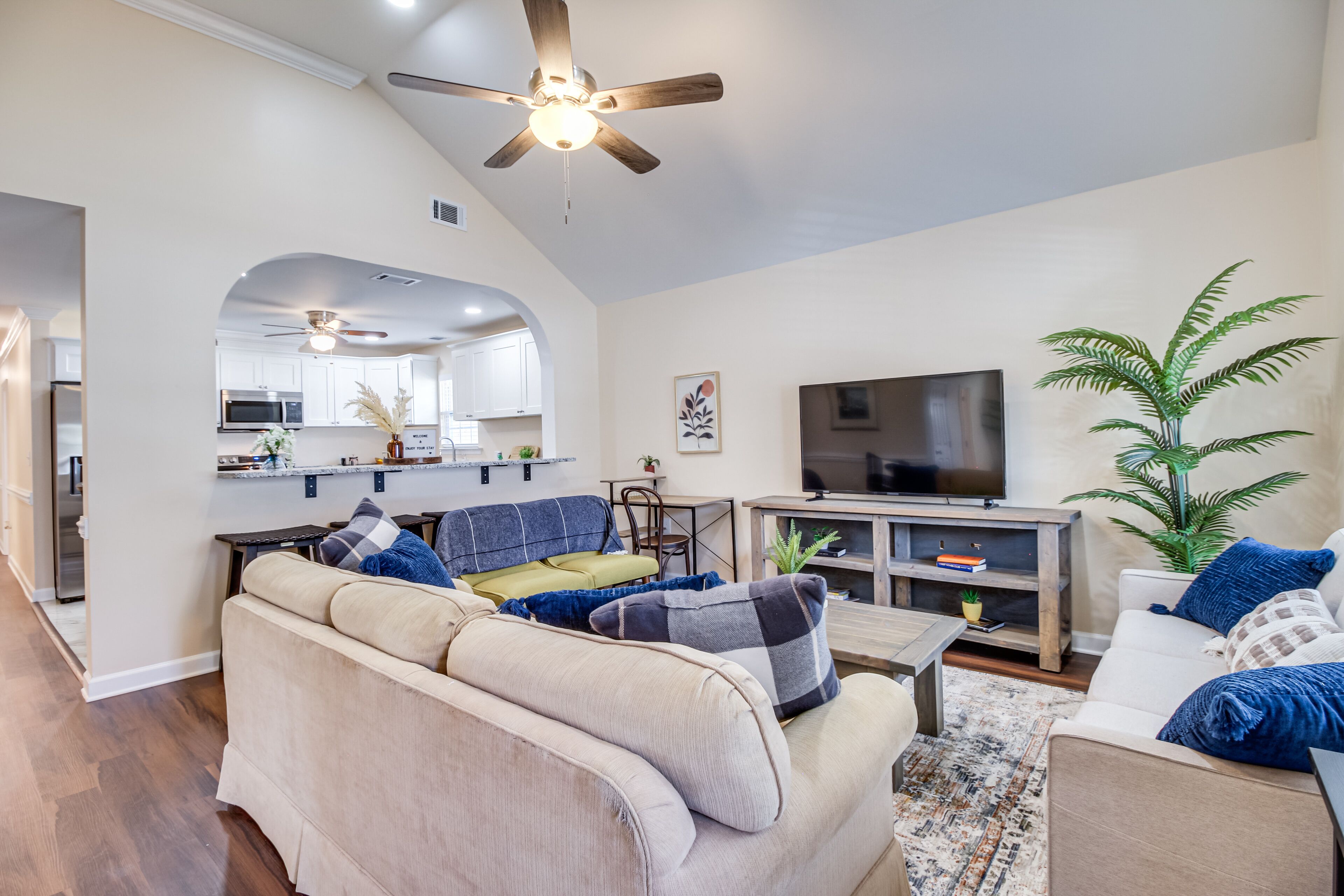 Family Home Near Downtown & Convention Center!
