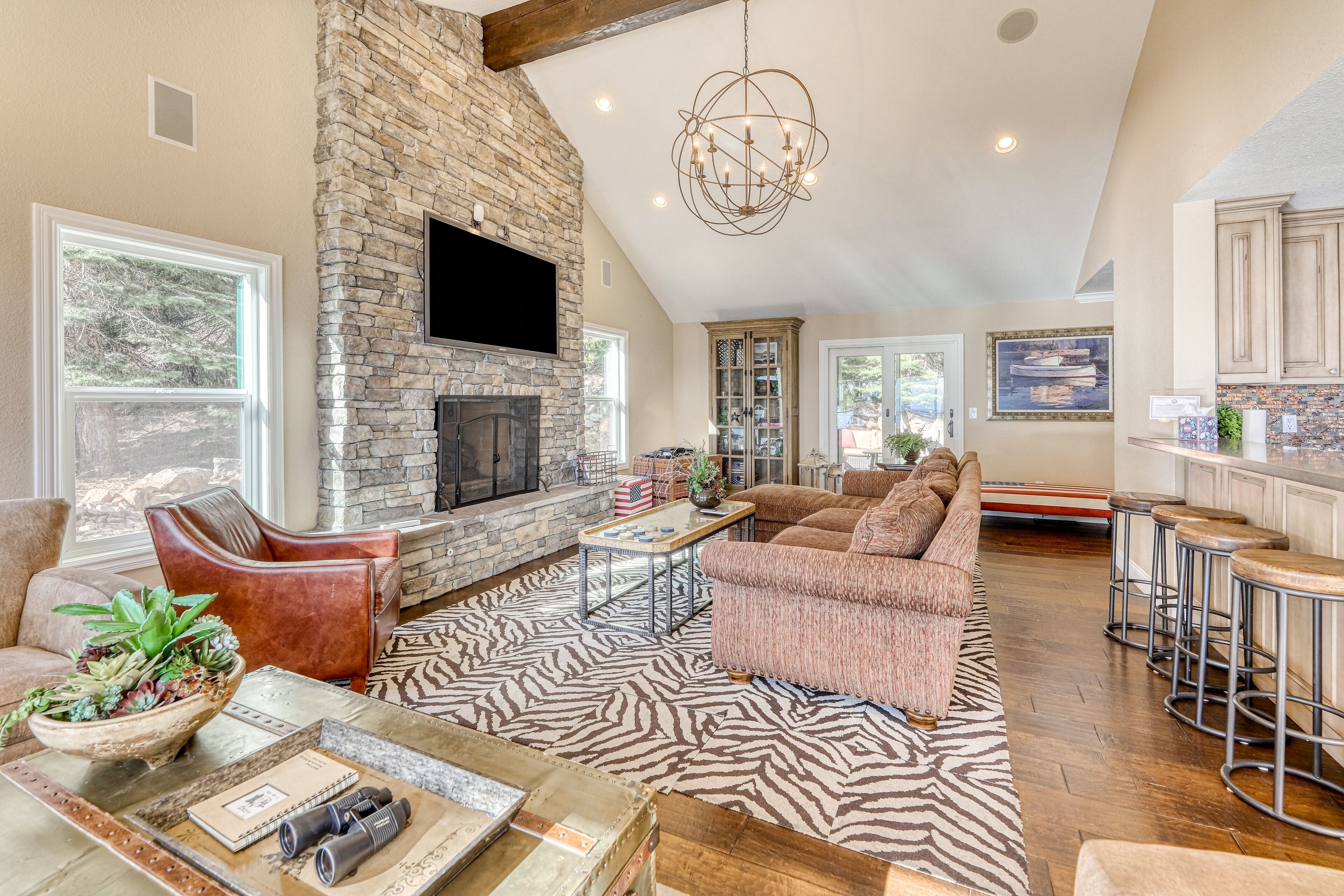 Luxe, dog-friendly home with incredible Lake Tahoe view & prime location