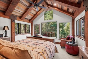 4 bedrooms, iron/ironing board, free WiFi, bed sheets - Luxury 4BR 3-Floor Sundance Home. Views. Hot Tub. pets Jeep Gladiator at airport (Sundance,)