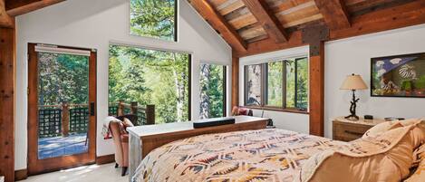 4 soverom, strykejern/-brett, wi-fi (inkludert) og sengetøy