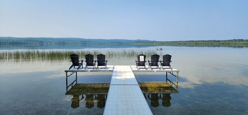 Waterfront, AC, Newly Remodeled, Kayaks, 4 SUP, Rowboats