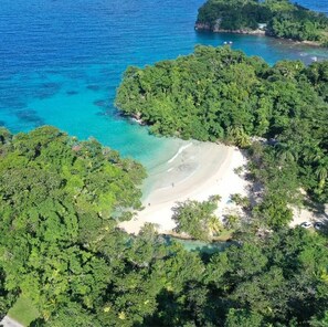 Beach - One Bedroom Garden View Villa, Frenchman's Cove Resort (Drapers)