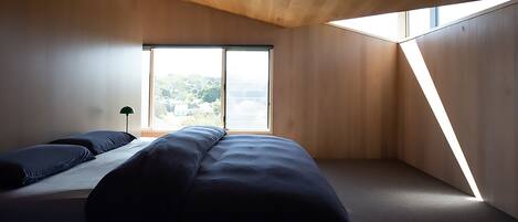 5 habitaciones, escritorio, tabla de planchar con plancha y wifi gratis