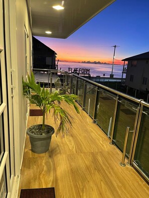Appartement familial | Ameublement unique, accĂšs au Wi-Fi (inclus), literie fournie