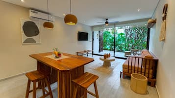 Departamento Deluxe | Área de sala de estar | Smart TV