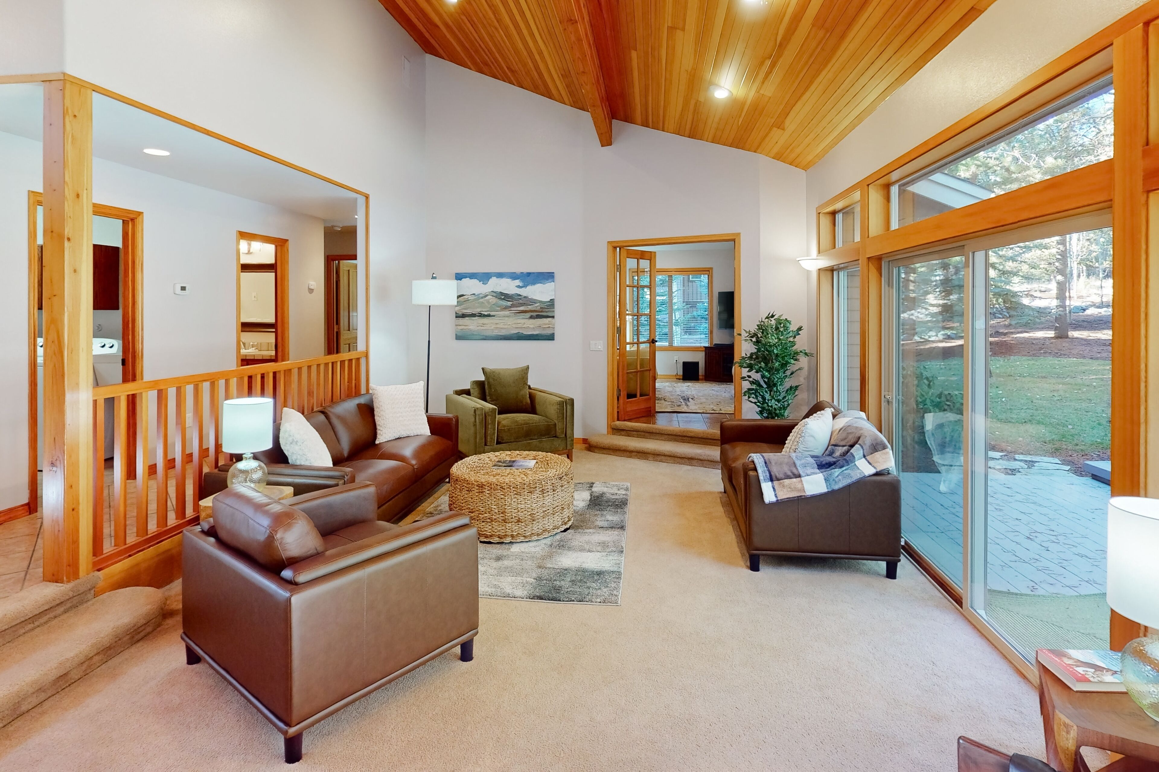 Dog-friendly home with private hot tub, seasonal pool, tennis, Ping-Pong, grill