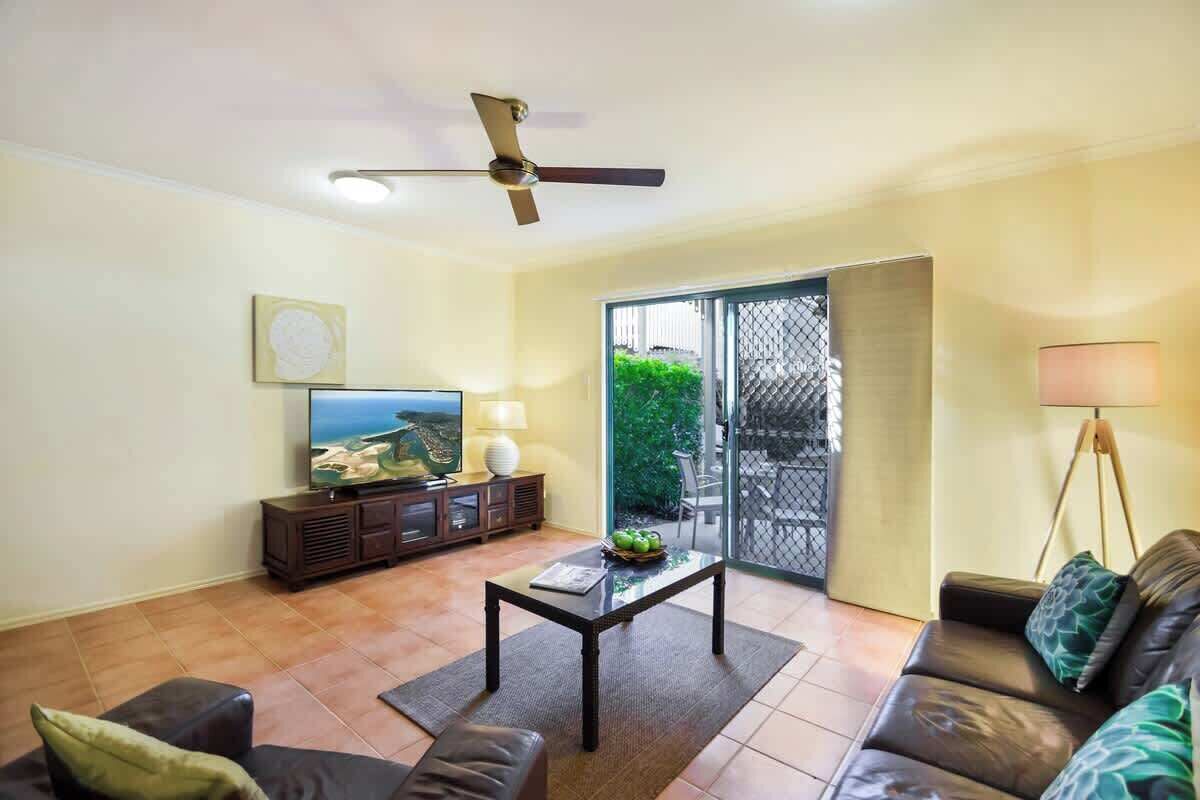 Example of a 2 bedroom Living 
