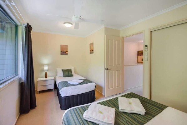 2 bedrooms, WiFi, bed sheets