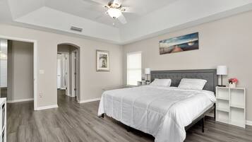 4 soveværelser, strygejern/strygebræt, Wi-Fi, sengetøj