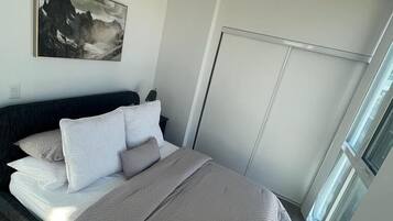 2 camere, ferro/asse da stiro, Wi-Fi, lenzuola