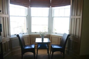 Dining - Mafeking House (North Berwick)