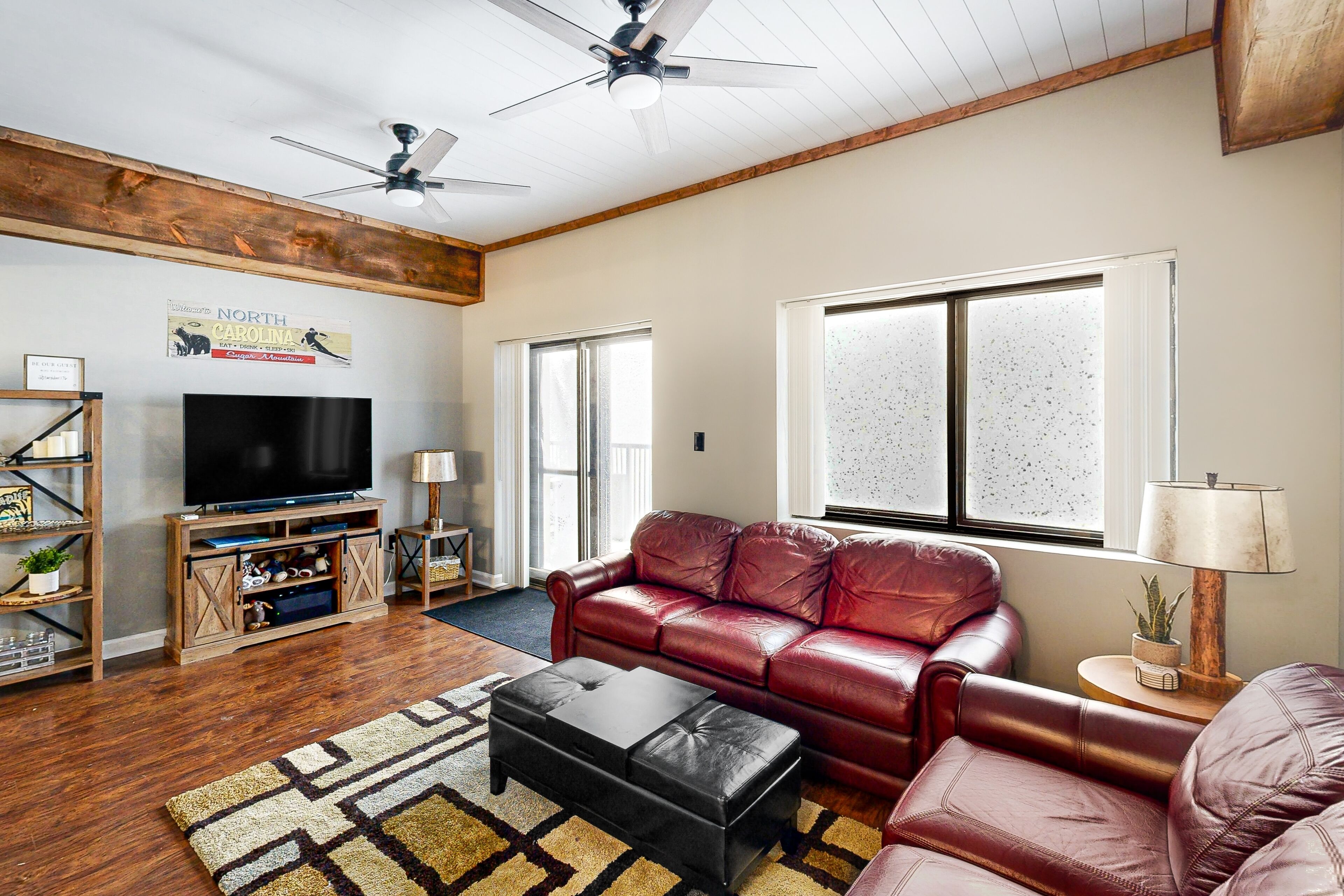 Completely redone mountain condo with views, pool, hot tubs, saunas & gym
