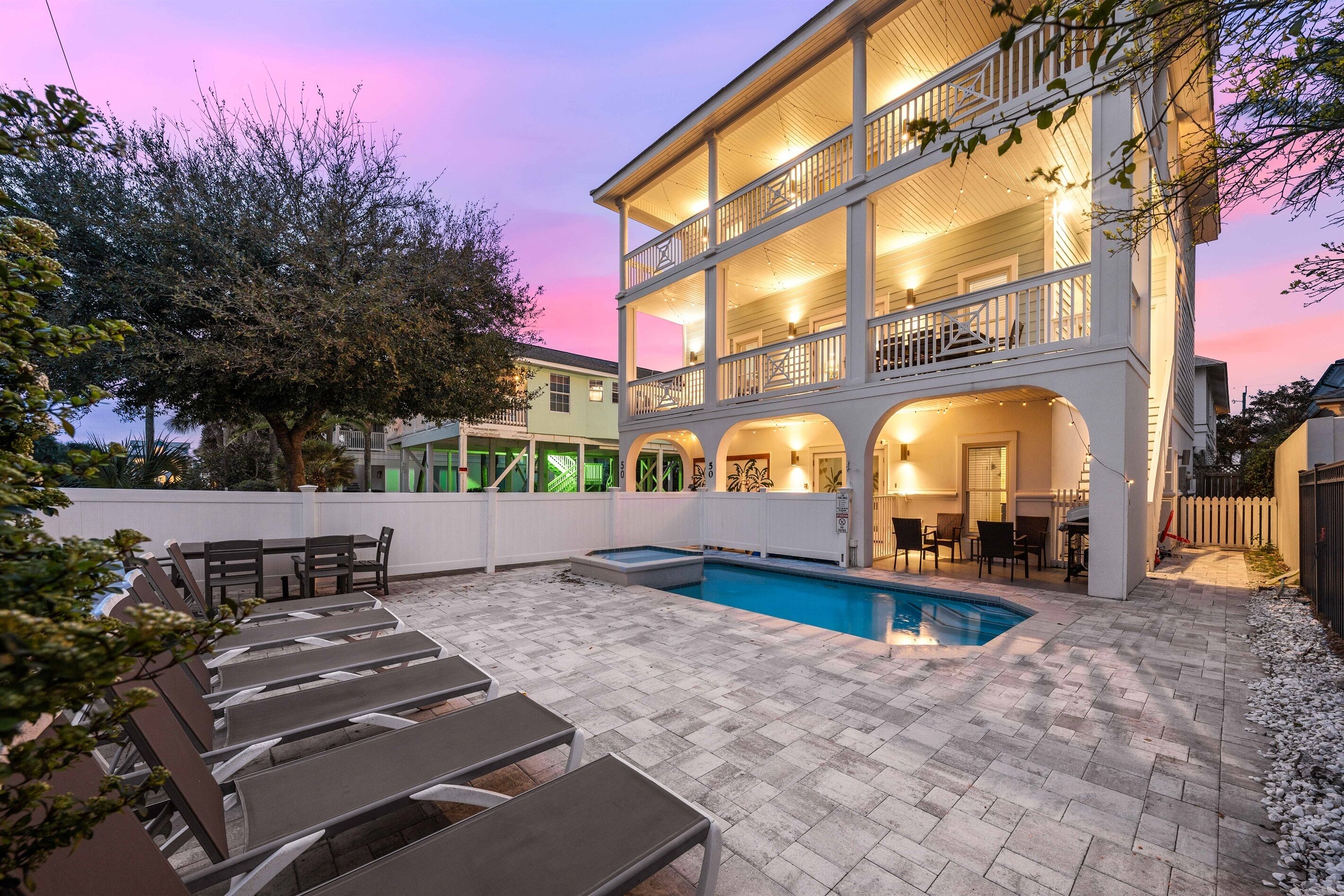 Perfect Paradise! Close to Beach! Private Pool!