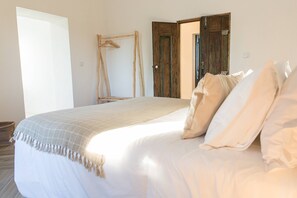 4 habitaciones, internet y ropa de cama 