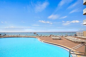 Piscine couverte, piscine chauffée