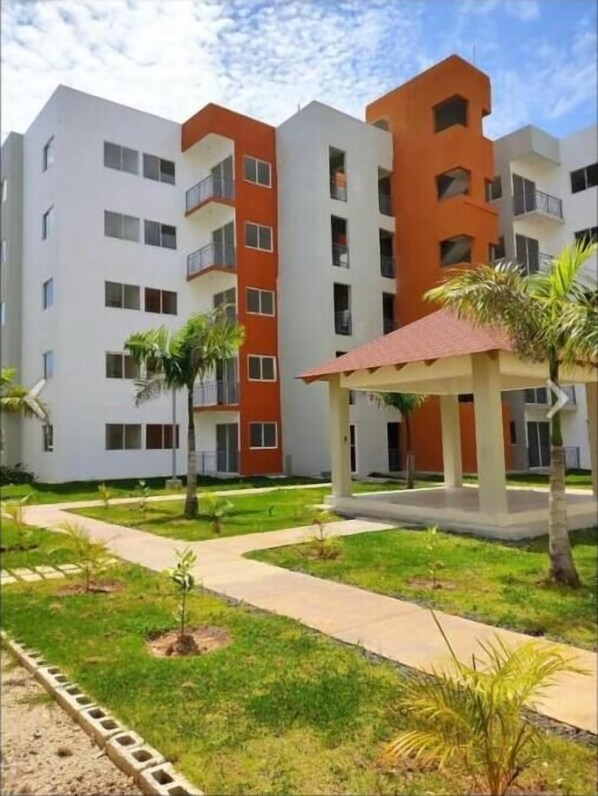 Exterior - Cozy Palace
(Santo Domingo Este)