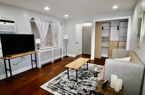 تلفزيون ذكي، كُتُب، طابعة