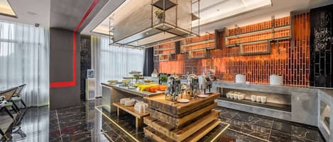 Colazione self-service, servita tutte le mattine (68 CNY a persona)