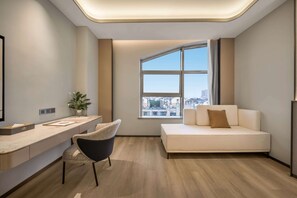 Deluxe Room, 1 King Bed, Non Smoking (Pure Room) | Free WiFi - Howard Johnson By Wyndham Prospect Hotel Rugao (Nantong)