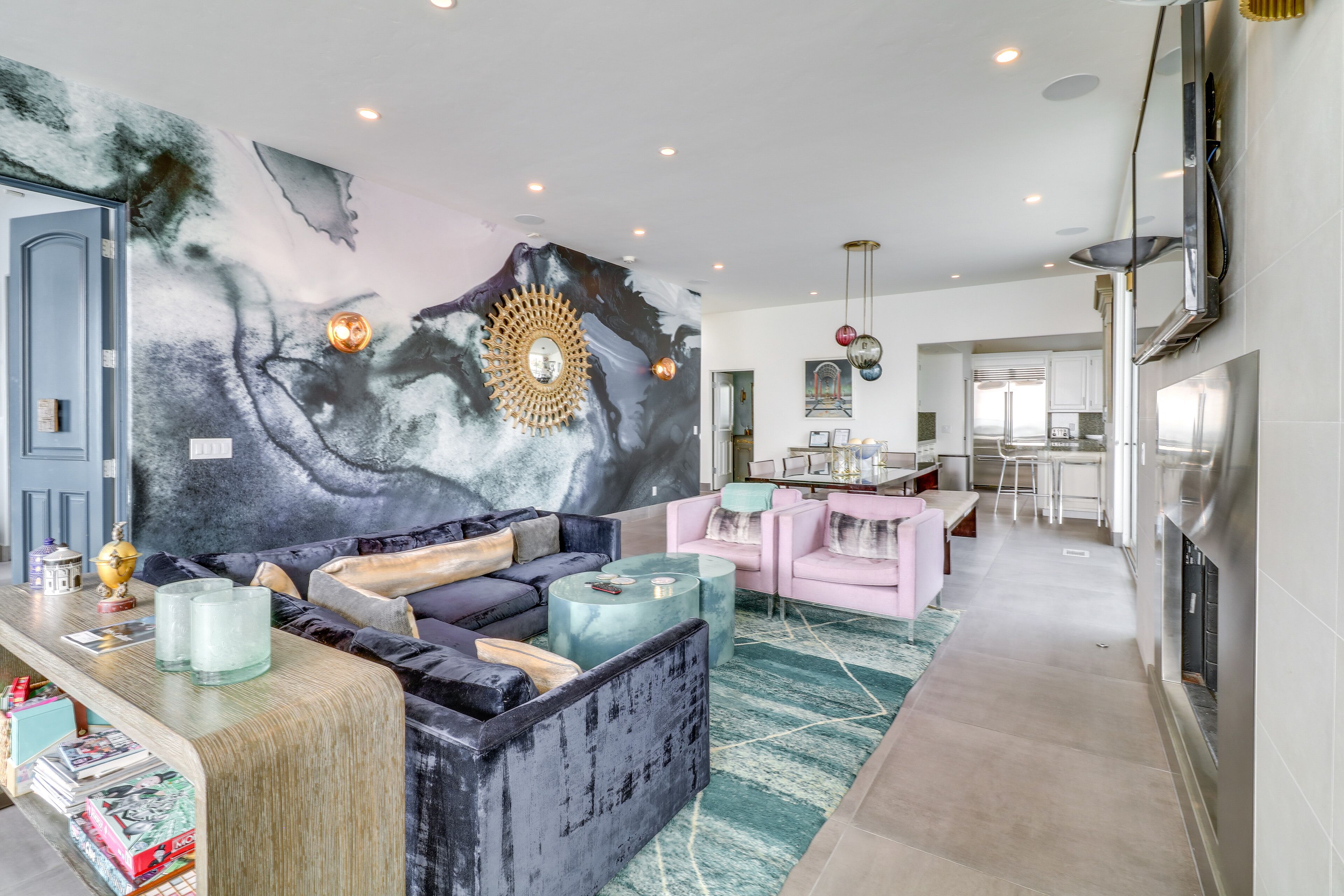 Oceanfront Apartment in Malibu w/ Beach Access!