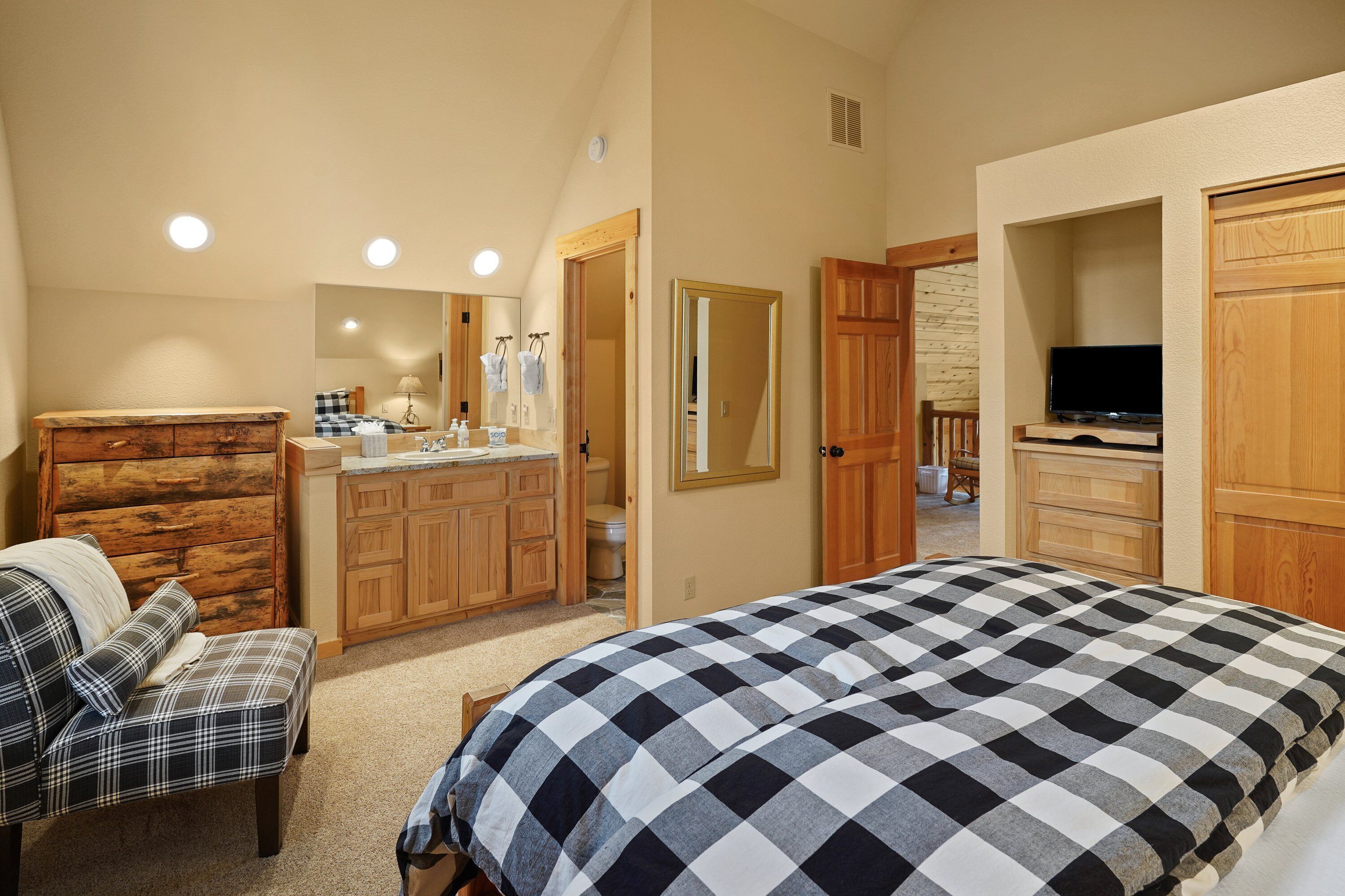 3 Schlafzimmer, Bügeleisen/Bügelbrett, WLAN, Bettwäsche