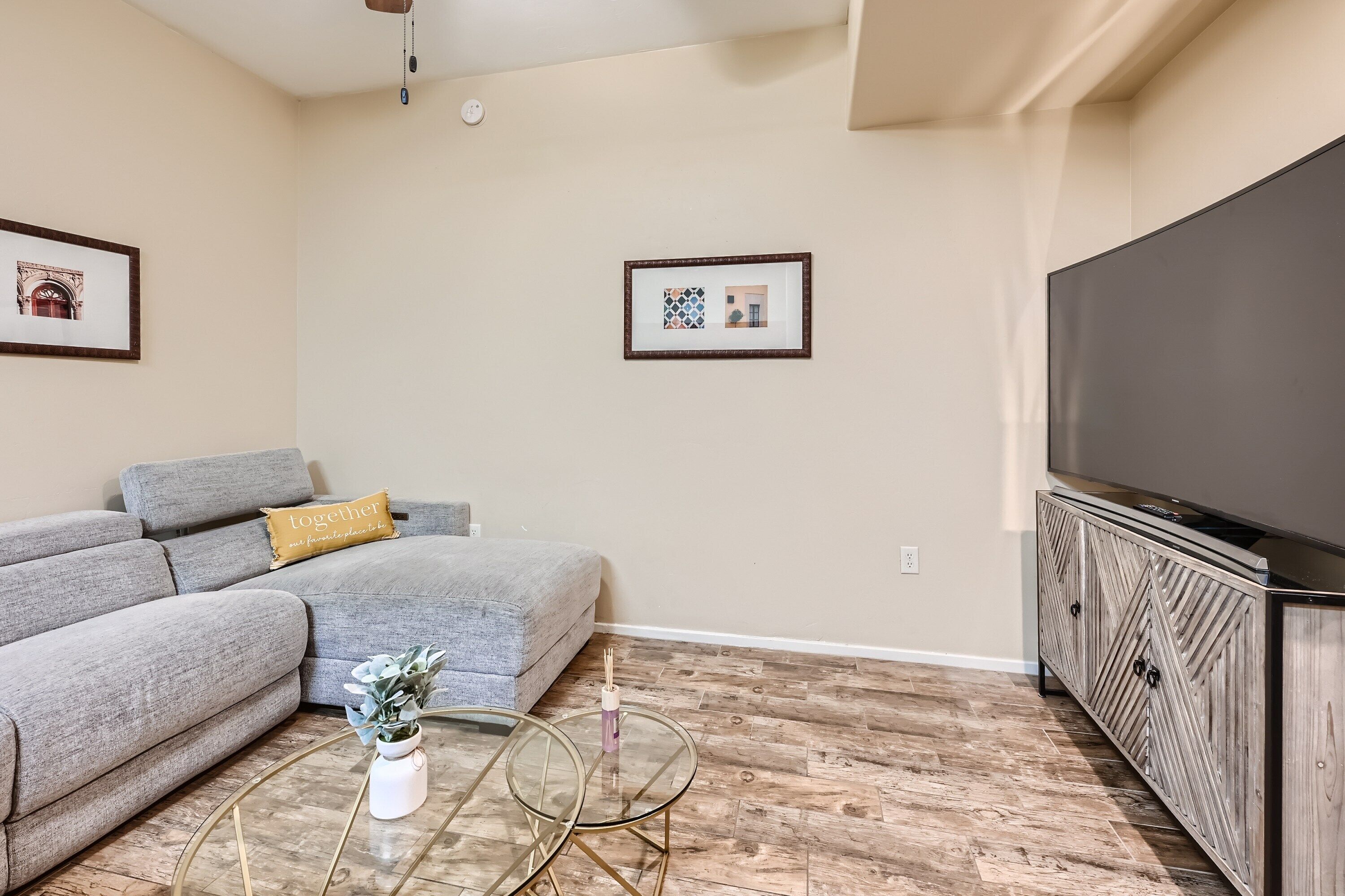 Tranquil Riverwalk FULL 2 BR APT w/Pool!
